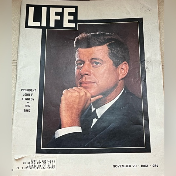 November 29 1963 JFK Life Magazine original issue - Picture 1 of 6